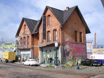 Addams Ave. #4 kit