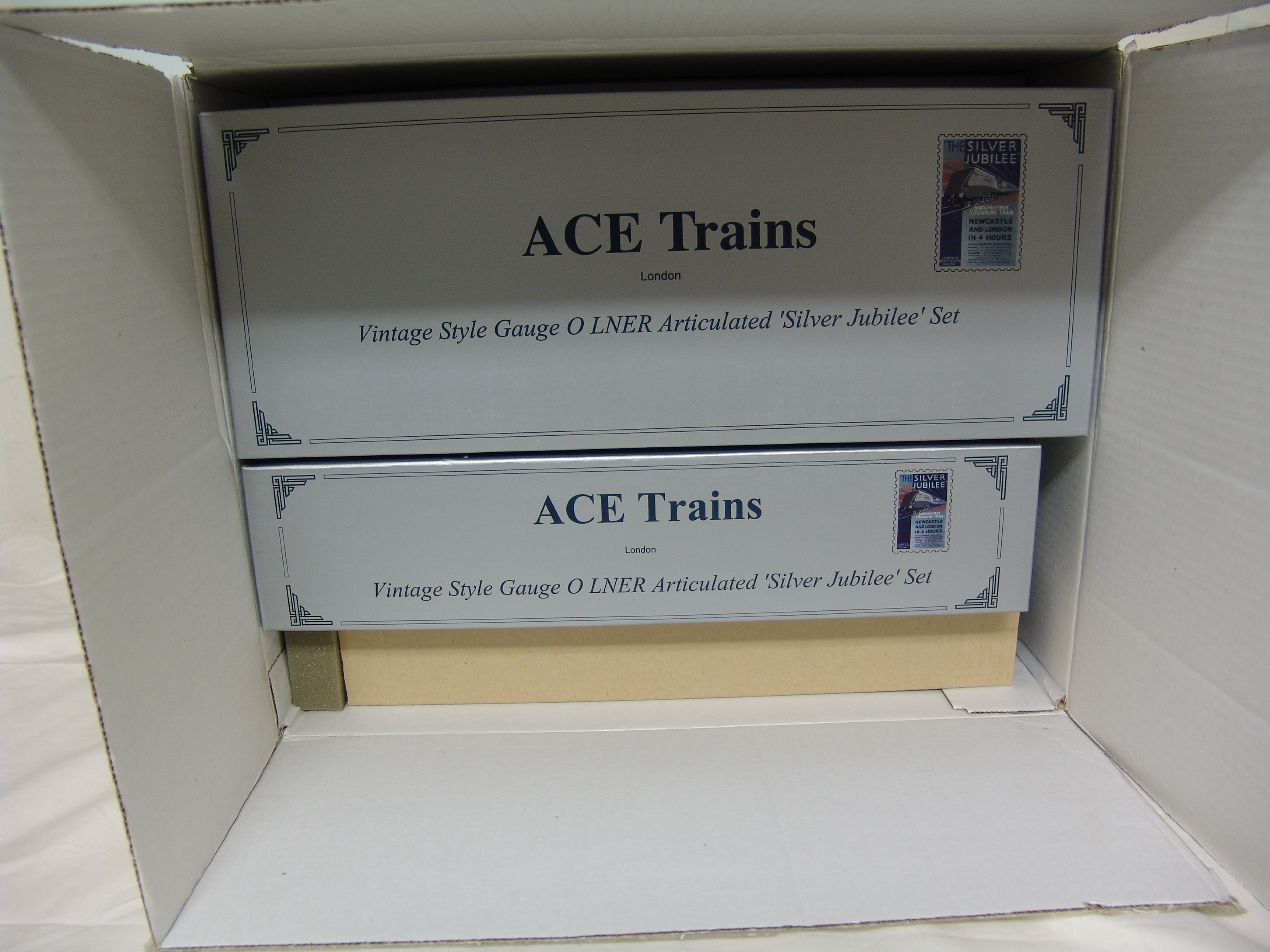 Silver Jubilee passenger set