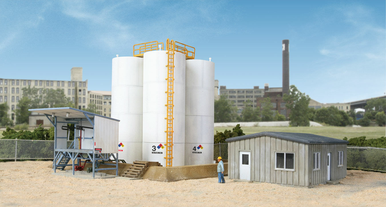 Truck-Served Fuel Distributor