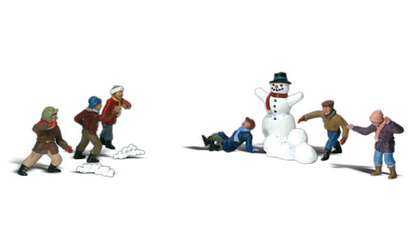 Snowball Fight figures