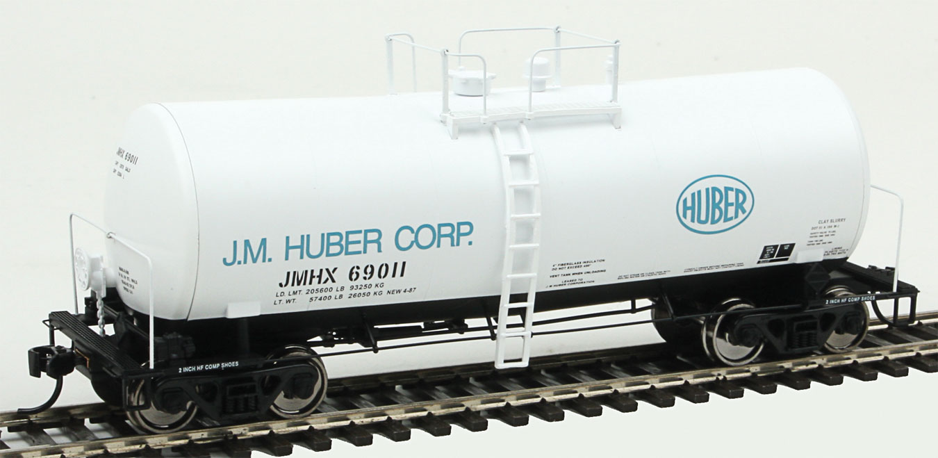 J.M. Huber 40' UTLX 16,000 Gallon Funnel-Flow Tank Car #69011