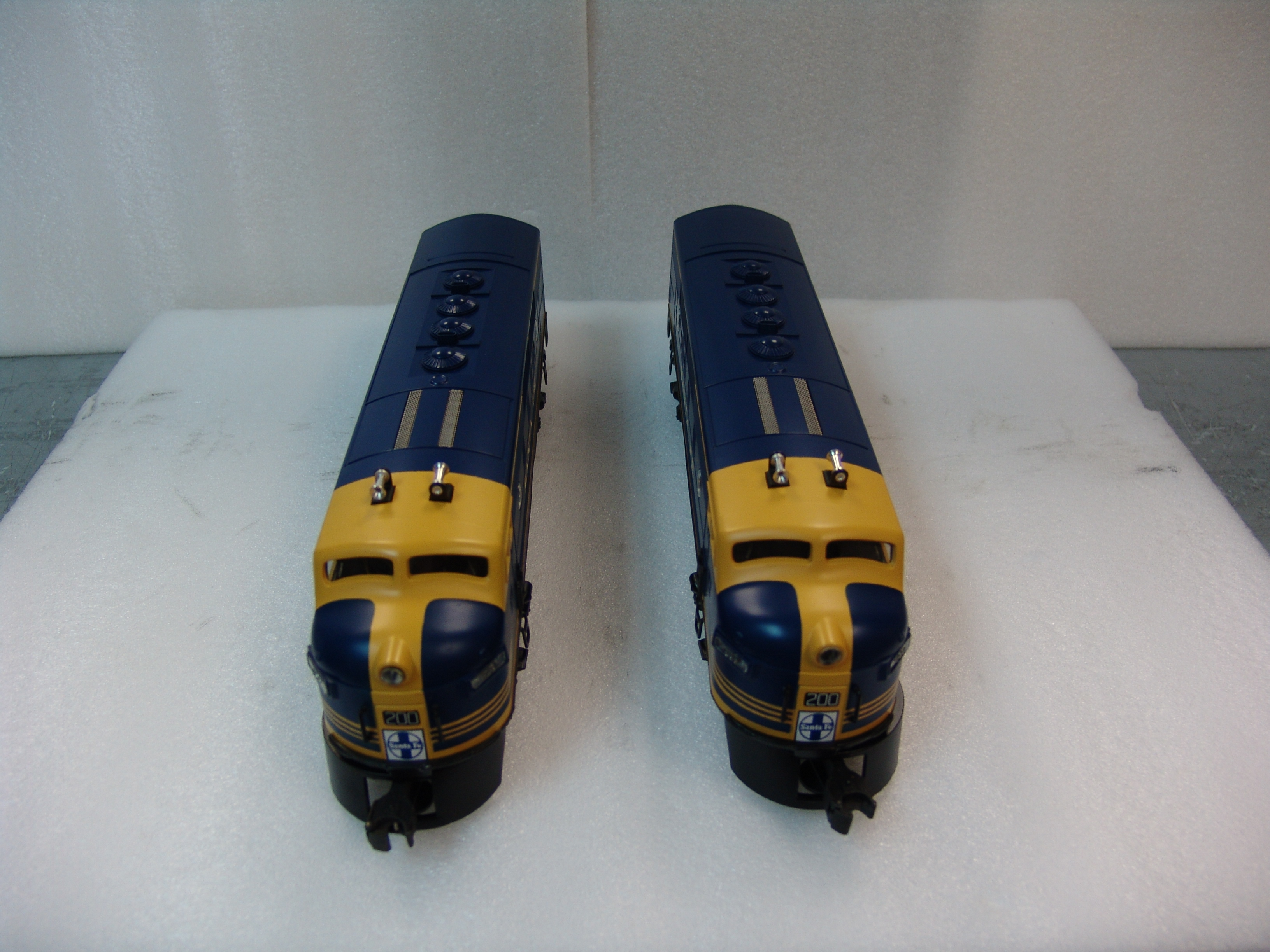Santa Fe F-3 AA Units