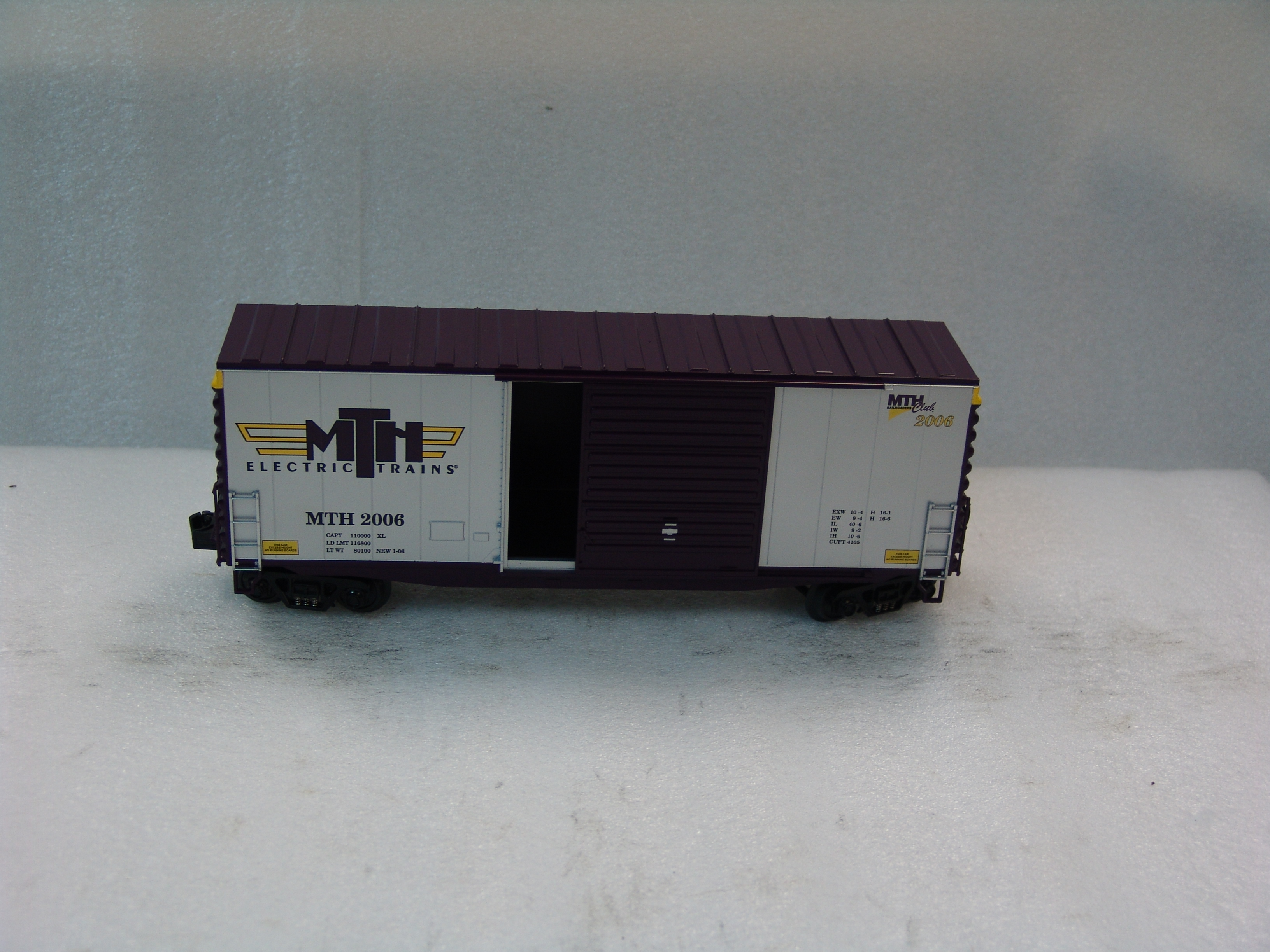 MTHRRC 2006 40' high cube boxcar