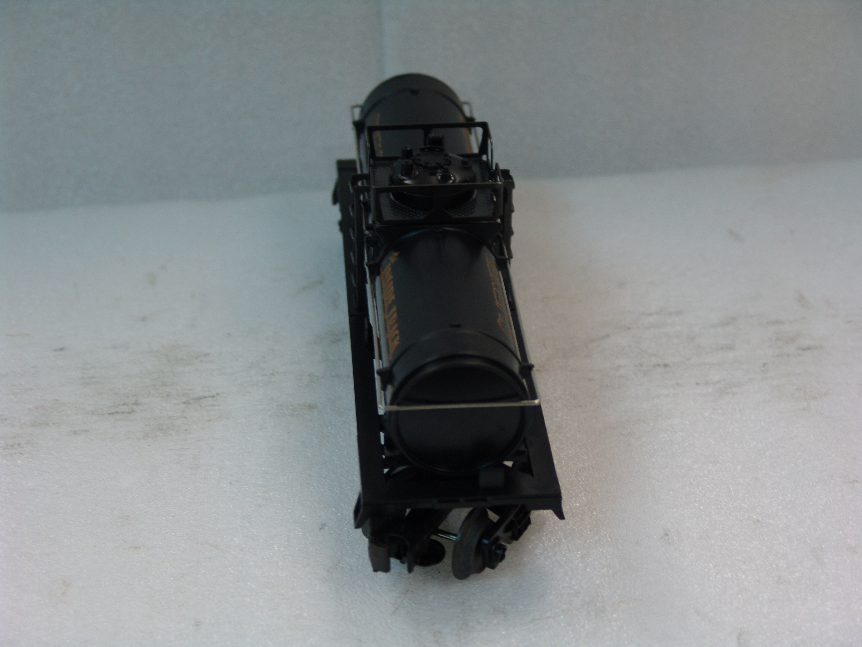 Lionel Railroader Club 1995 single dome tank car