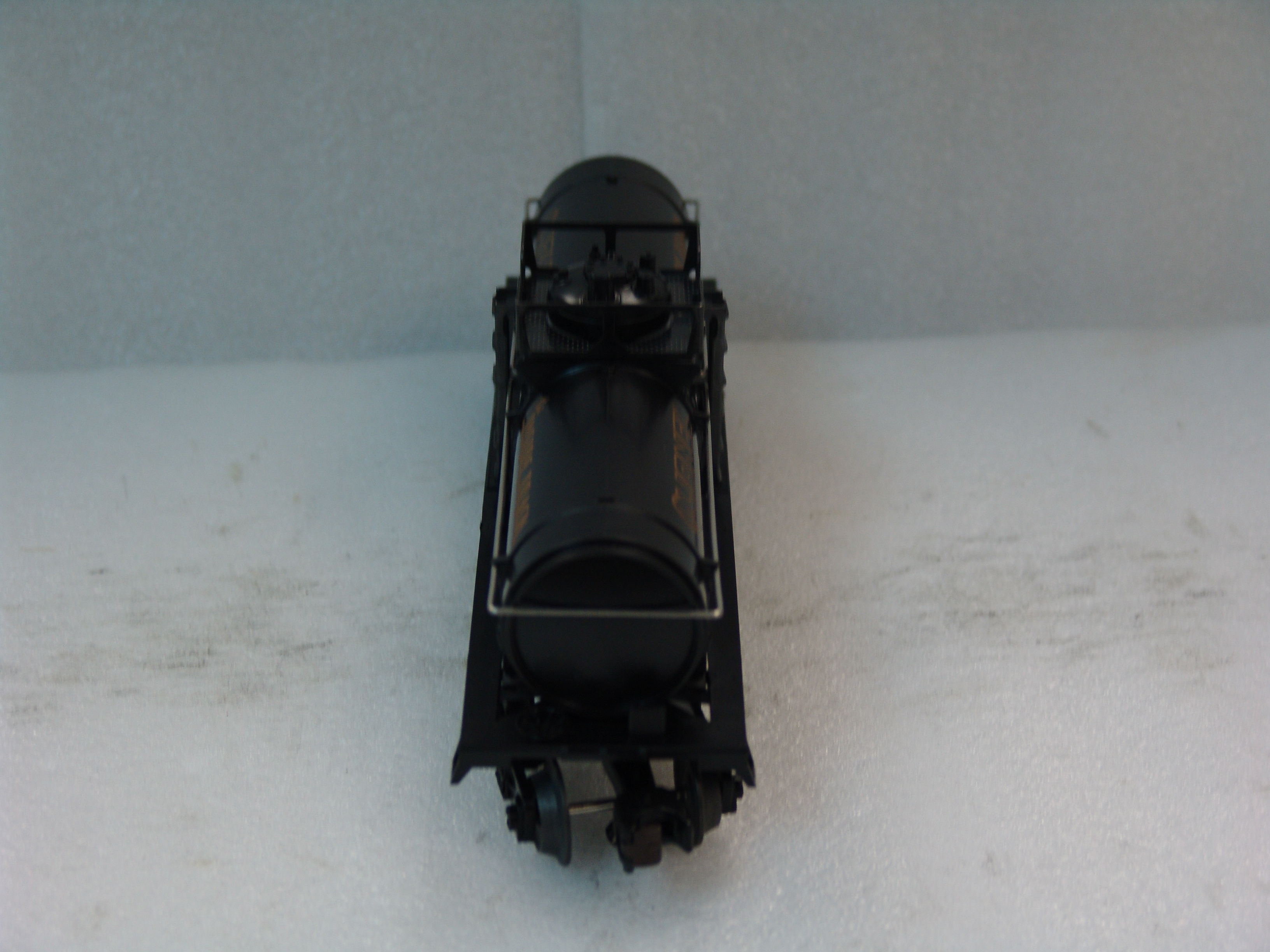 Lionel Railroader Club 1995 single dome tank car