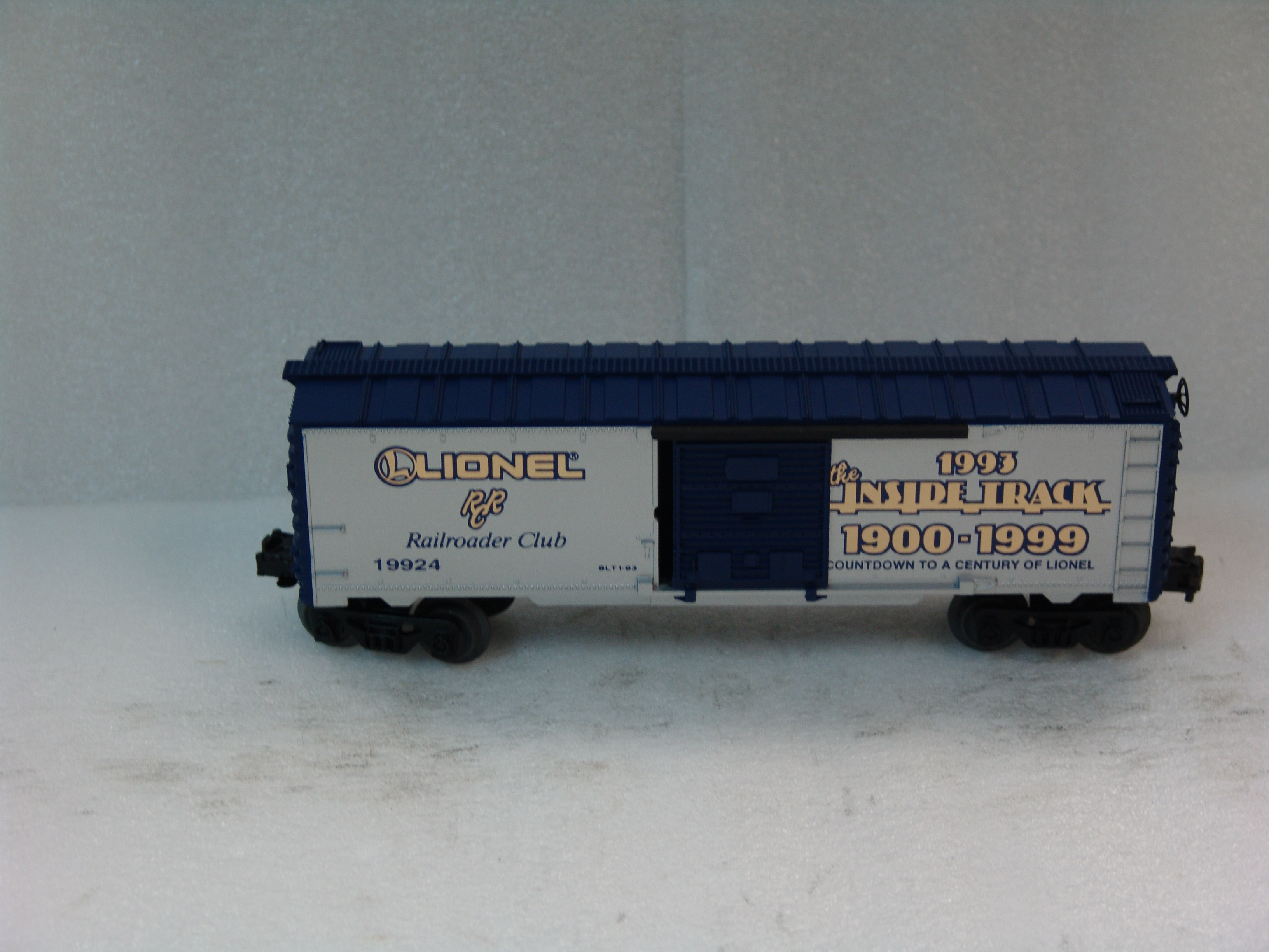 Lionel Railroader Club 1993 boxcar “Countdown to a Century”