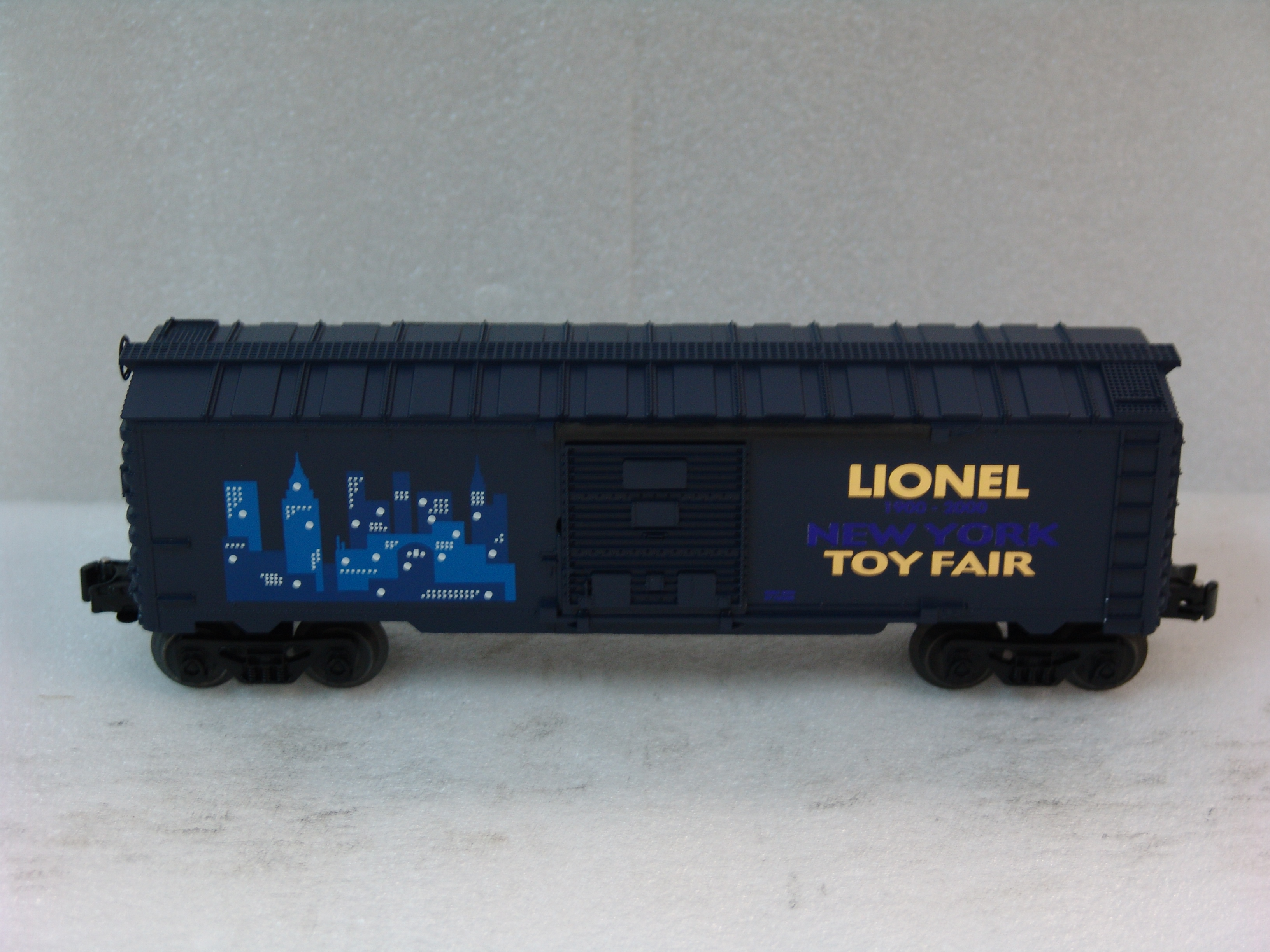 Lionel 2000 New York Toy Fair boxcar