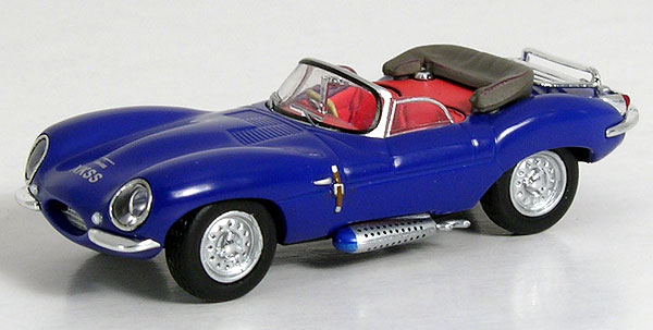Jaguar XKSS in blue