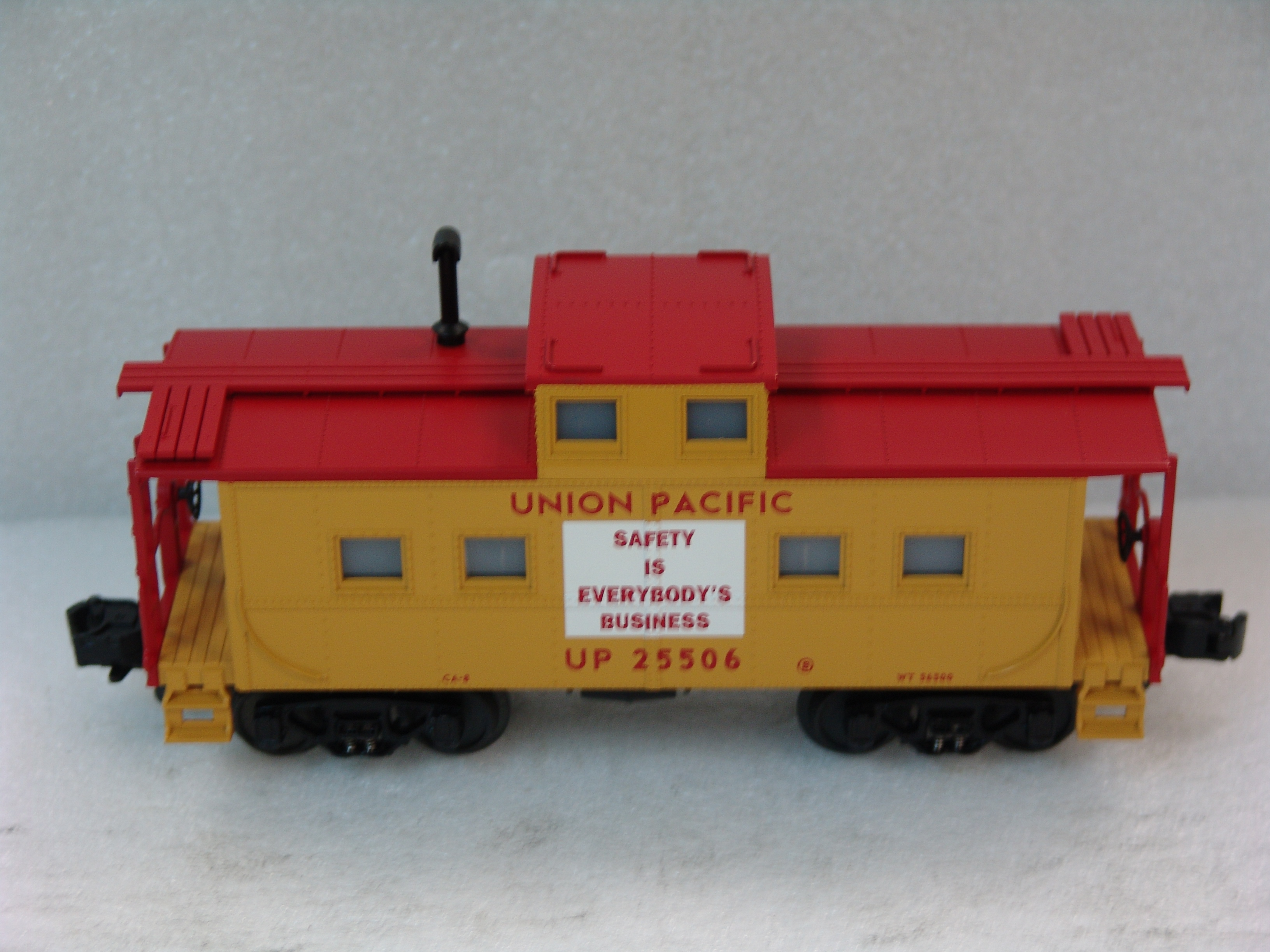 Union Pacific steel caboose #25506