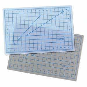 Self Healing Cutting Mat (white) 12" x 18"