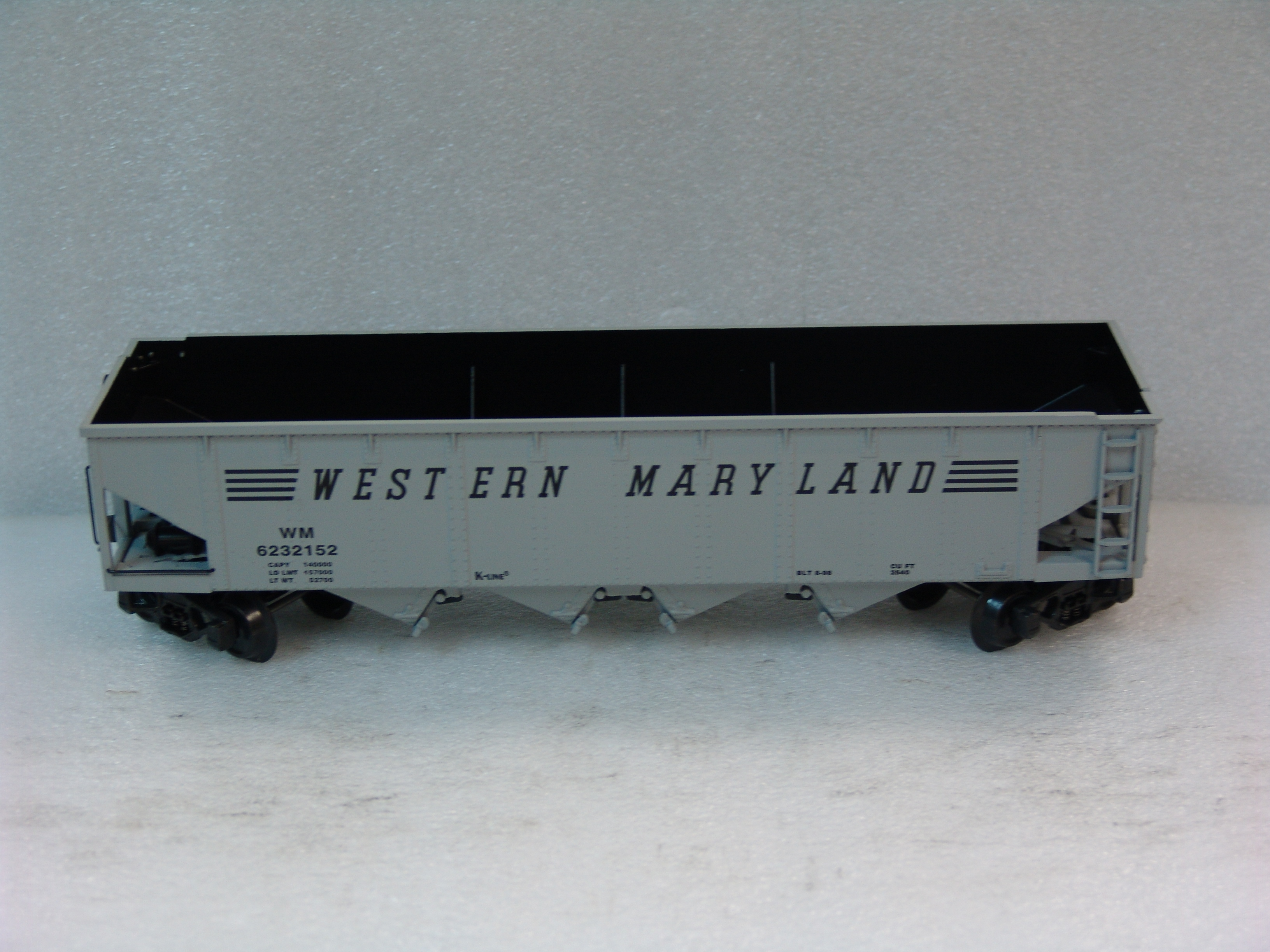 Western Maryland scale die cast hopper #6232152 (used)
