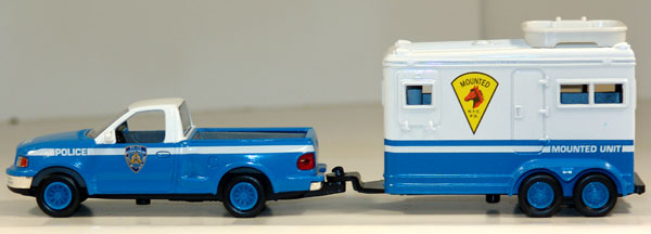 NYPD mounted police pickup w/ trailer (K-Line box)