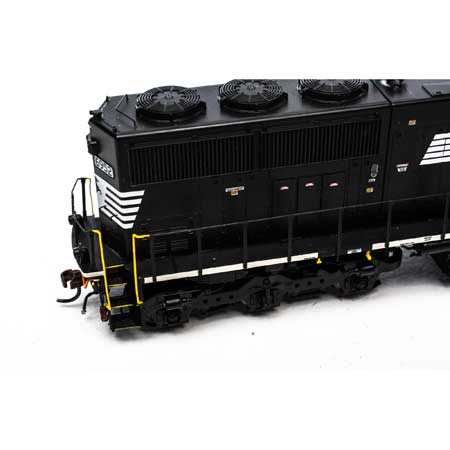 Norfolk Southern SD60E #6952 w/Tsunami 2