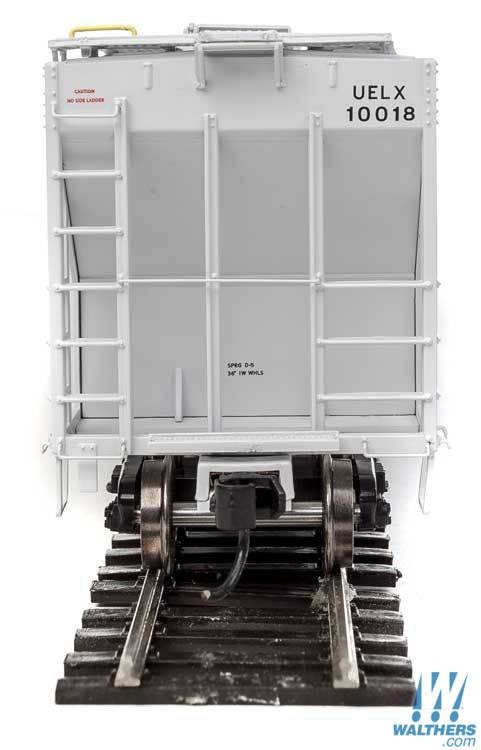 ADM (gray) 58' Evans 4780 cu ft 3-bay covered hopper #10018