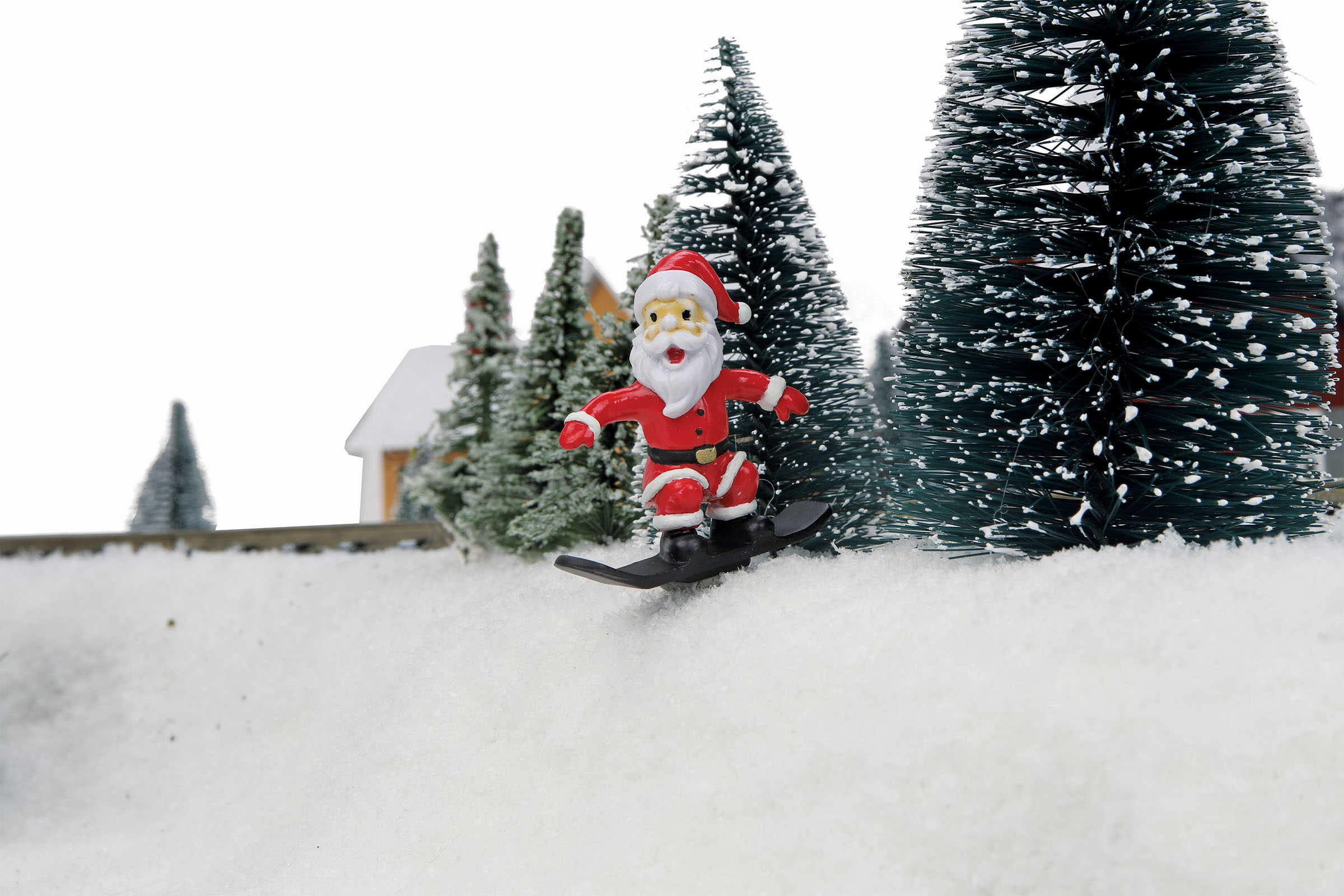 3-Piece Santa Figure Set