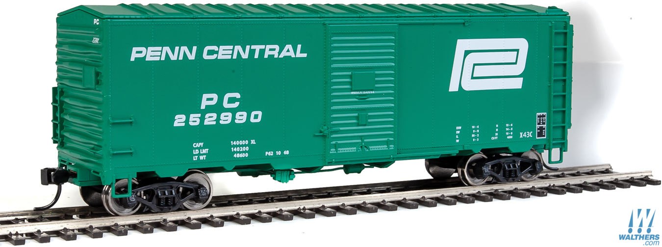 Penn Central 40' AAR modernized 1948 boxcar #252990