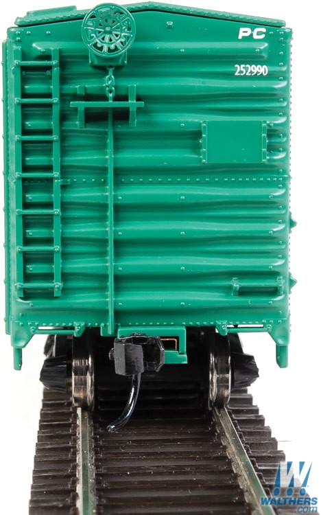 Penn Central 40' AAR modernized 1948 boxcar #252990