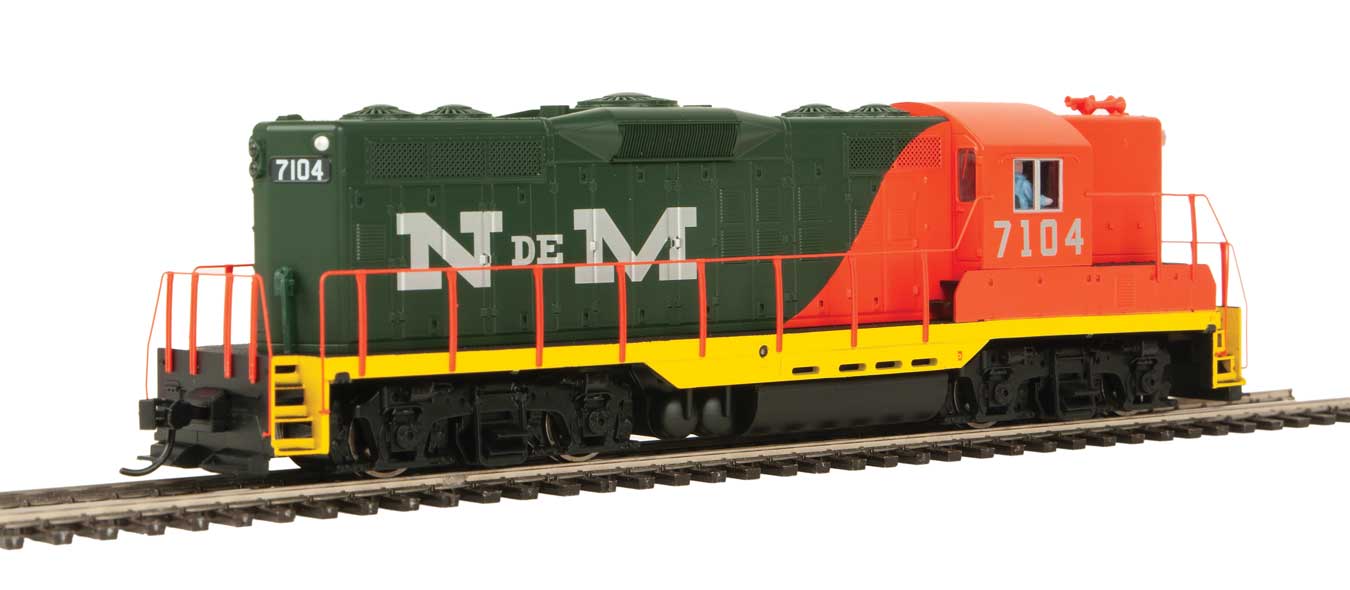 NdeM EMD GP9 High Hood Phase II Locomotive #7104