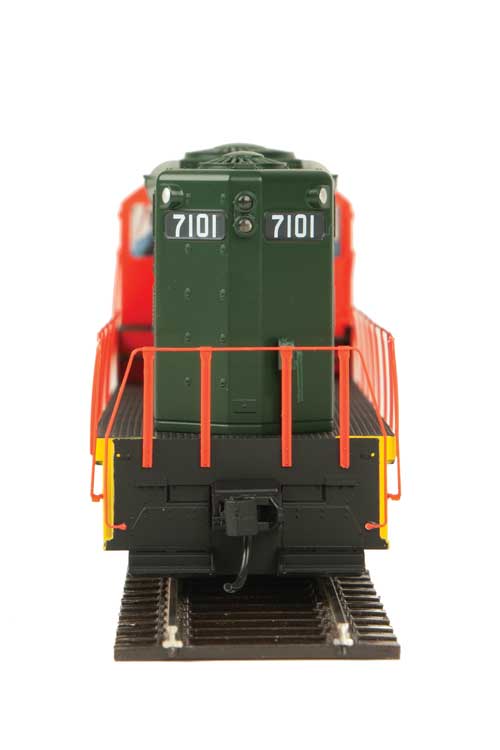 NdeM EMD GP9 High Hood Phase II Locomotive #7101 w/ESU DCC & Sound