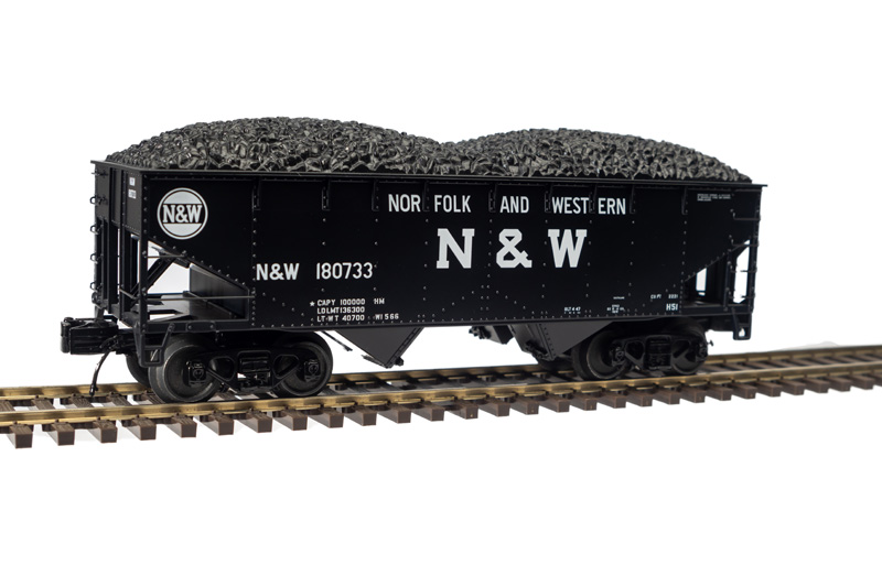 Norfolk & Western 2-bay offset hopper #180788