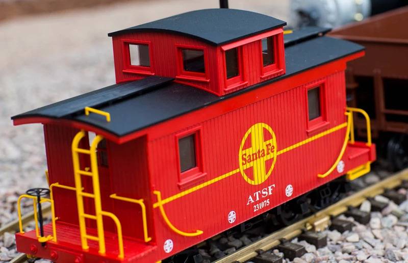 Santa Fe freight R/C starter set