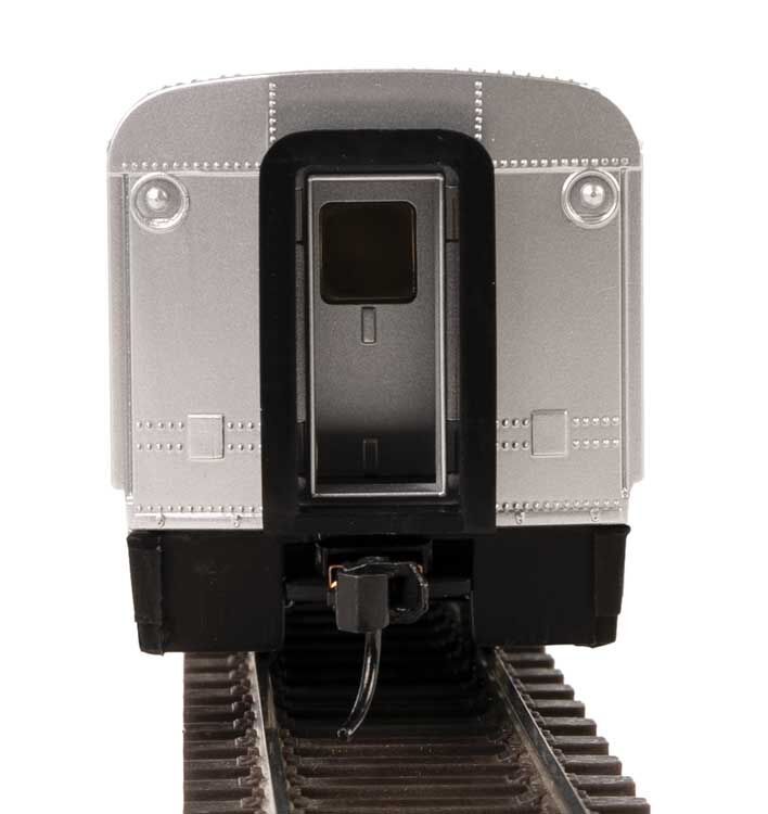 unlettered (silver painted) 85' Horizon fleet coach