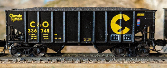 Chessie-C&O H-25A Class 8-Panel 2-Bay Hopper #336657