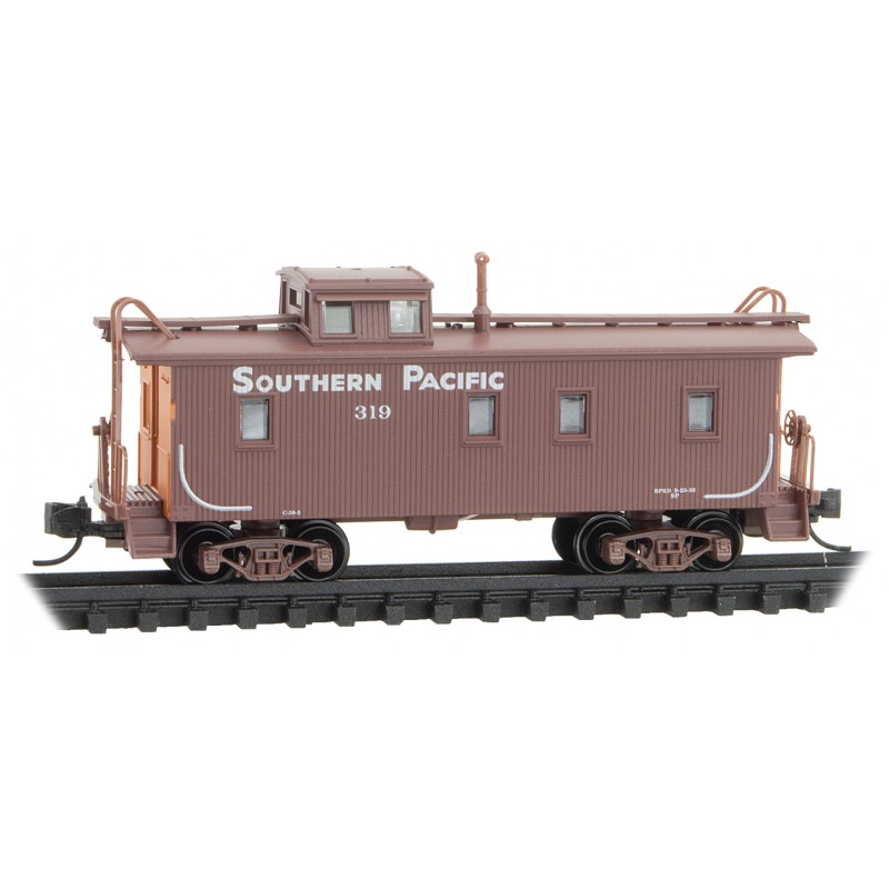 Southern Pacific 34' Wood Sheathed Caboose With Slanted Cupola #319