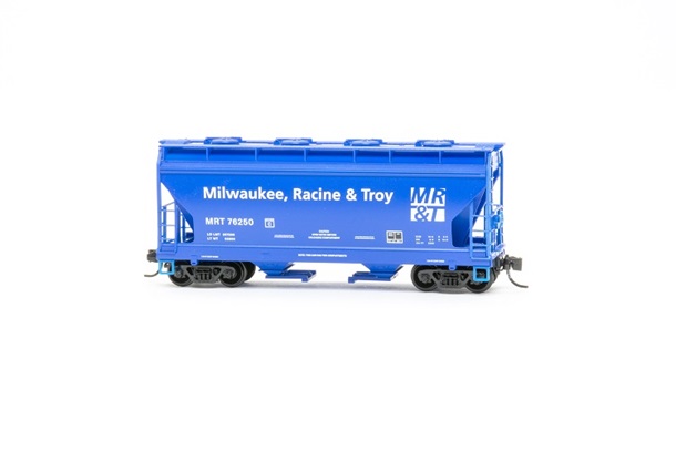 Milwaukee, Racine & Troy 2-Bay Covered Hopper #76250