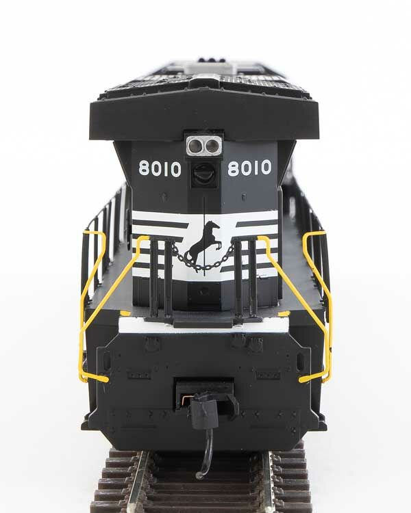 Norfolk Southern GE ES44AC Evolution #8010