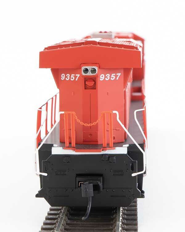 Canadian Pacific ES44AC #9357 with DCC & sound