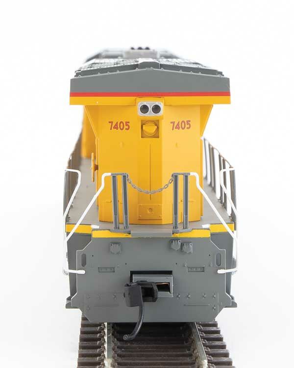 Union Pacific ES44AC #7405 with DCC & sound