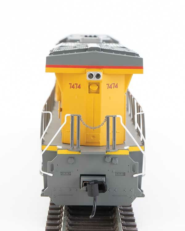 Union Pacific ES44AC #7474 with DCC & sound