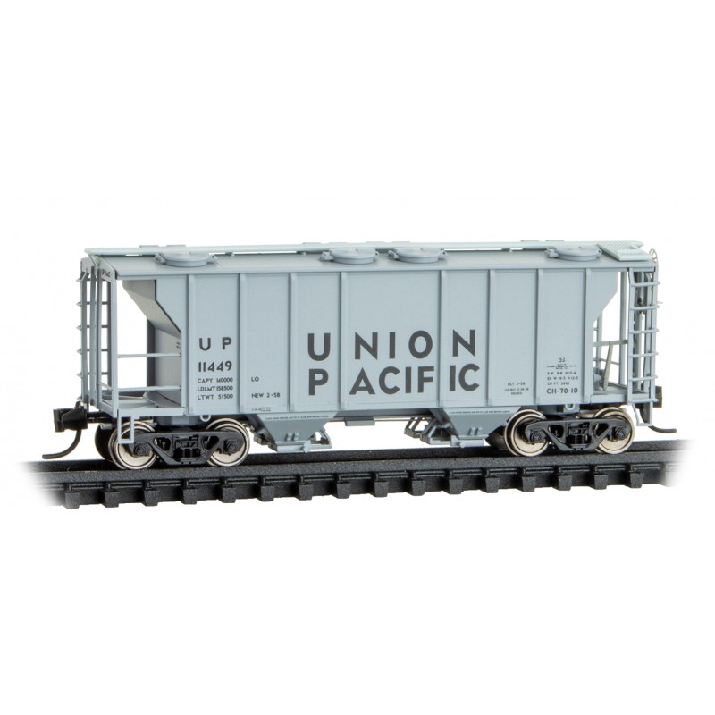 Union Pacific PS-2 2-Bay Covered Hopper #11449
