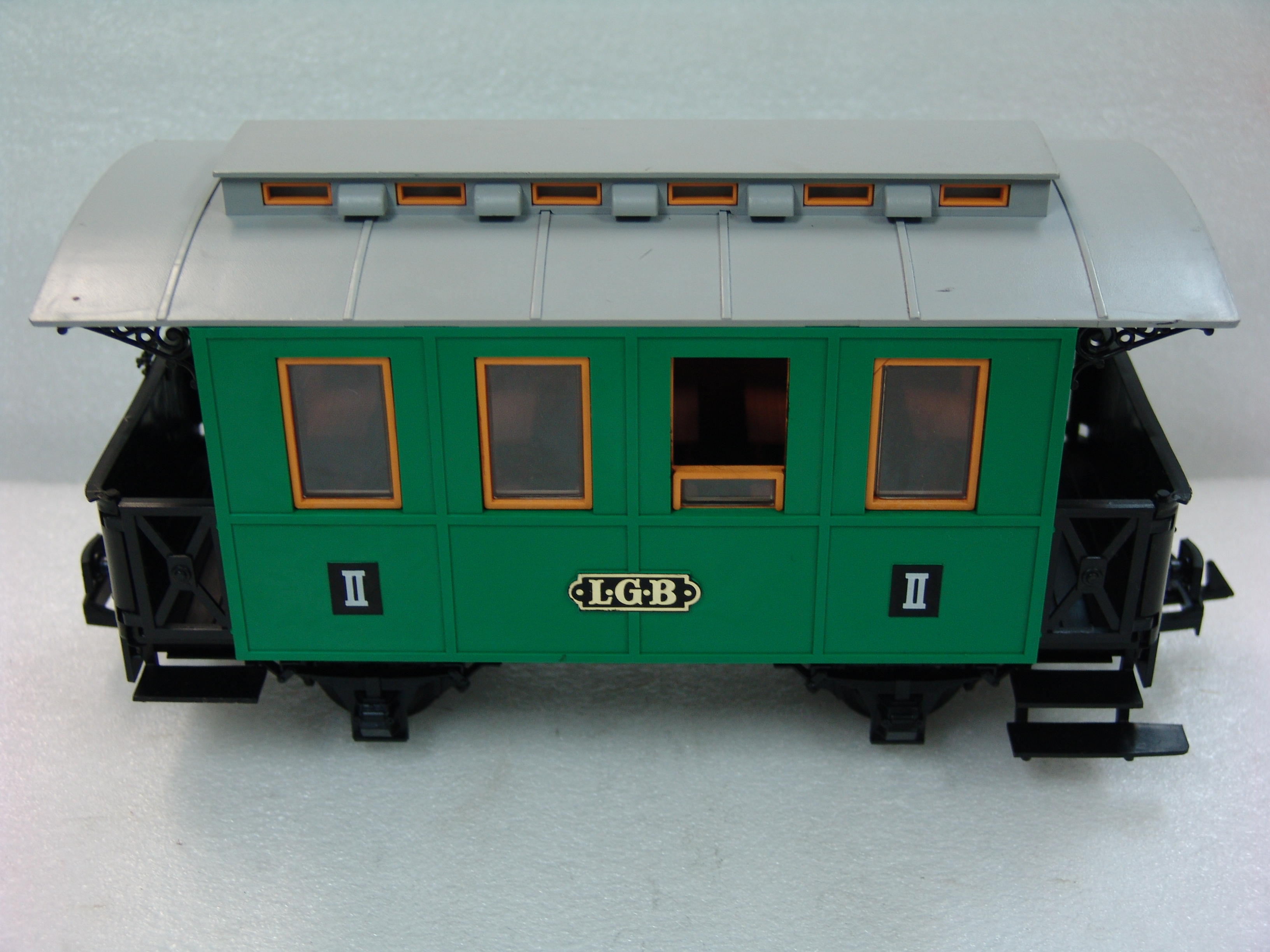 Green 3rd Class Coach #II used NO box