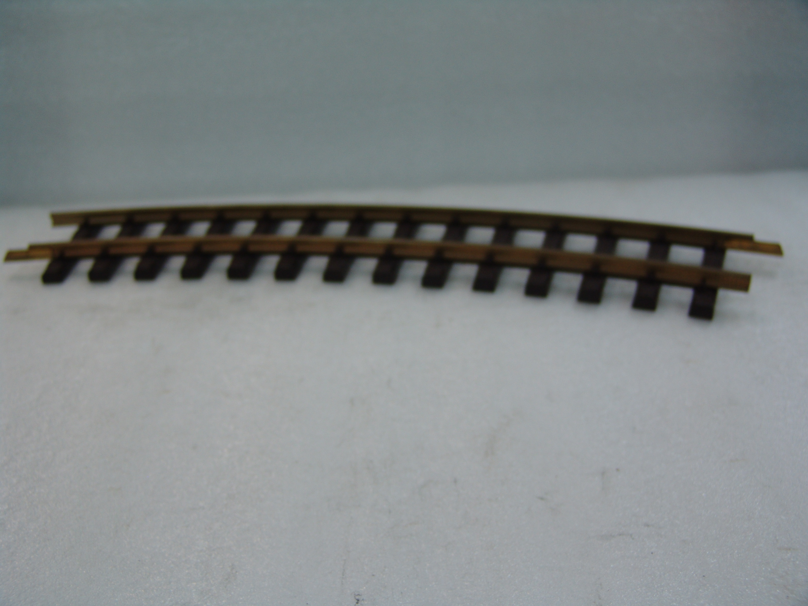 individual piece of #1500 775mm radius curve track used