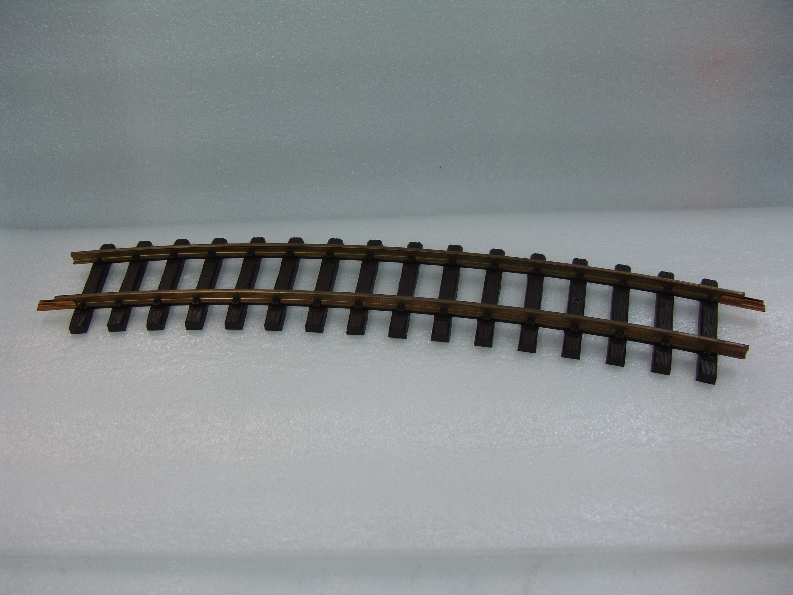 individual piece of #1600 1175mm radius curve track used