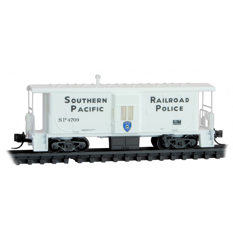 Southern Pacific Police Caboose 2-Pack With Jewel Cases