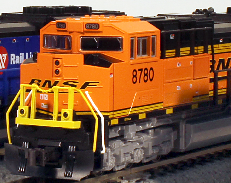 BNSF SD70ACe #8780