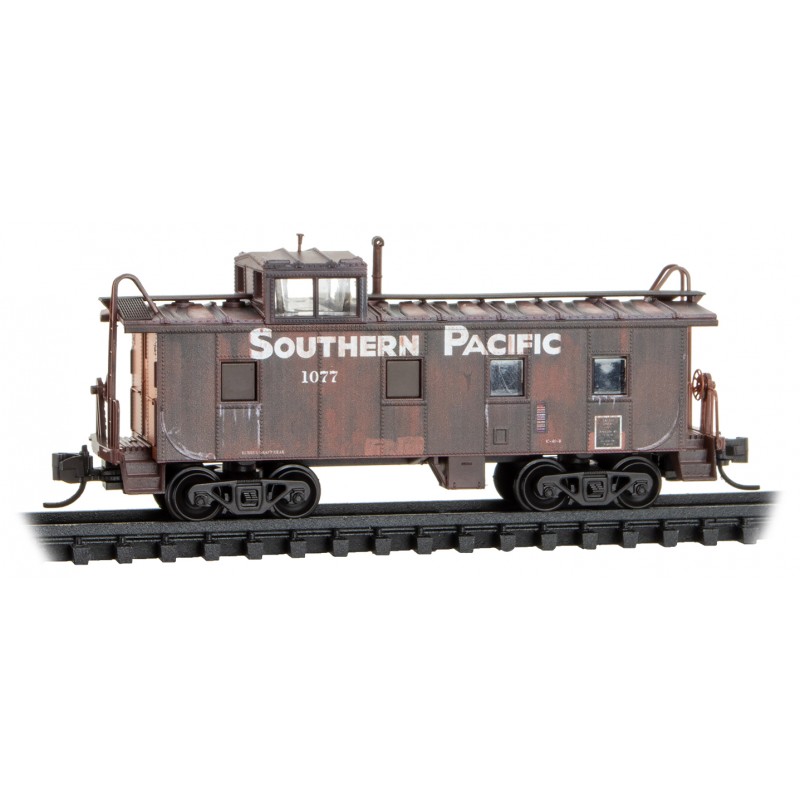 Southern Pacific Weathered Caboose 3-Pack With Jewel Cases