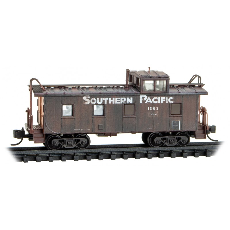 Southern Pacific Weathered Caboose 3-Pack With Jewel Cases