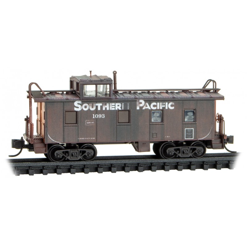 Southern Pacific Weathered Caboose 3-Pack With Jewel Cases
