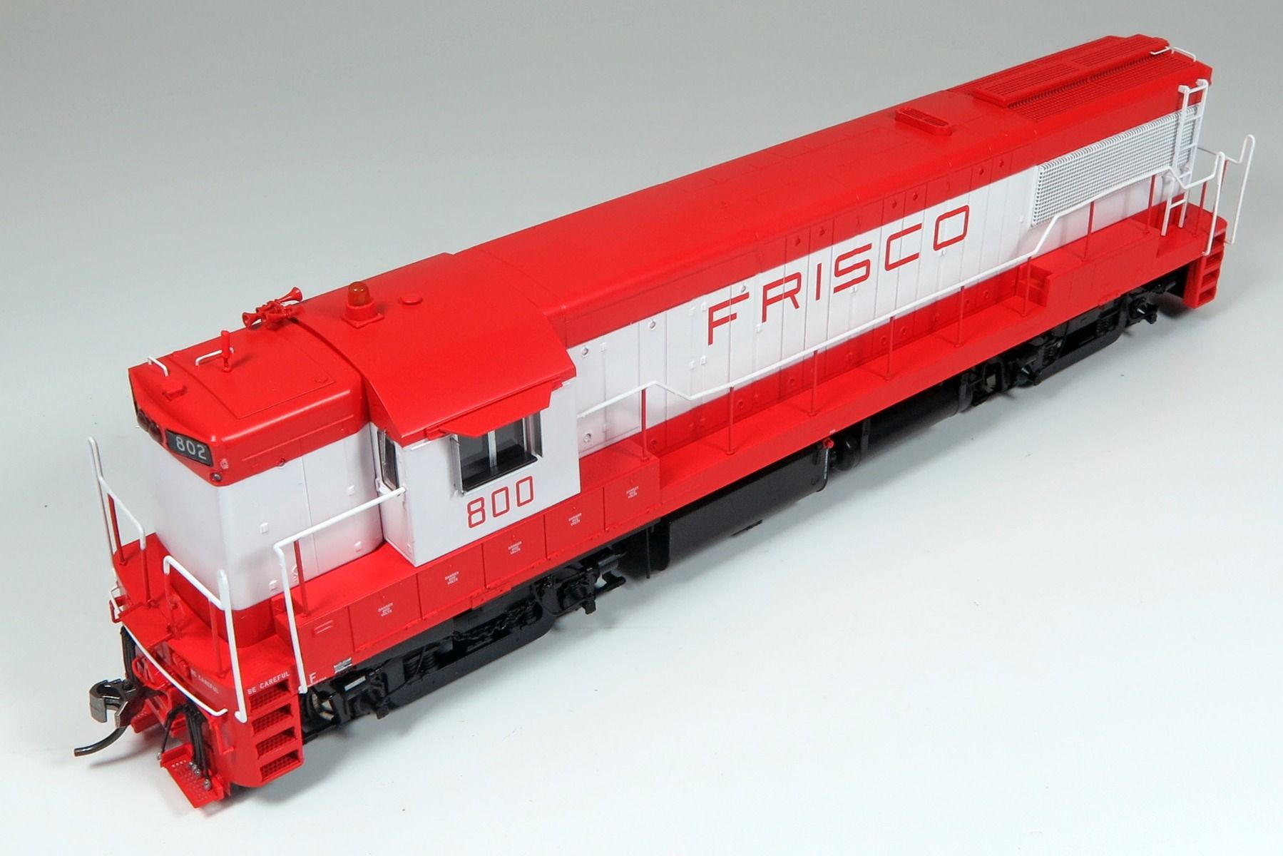 Frisco (Mandarin Orange Scheme) high hood GE U25B #800