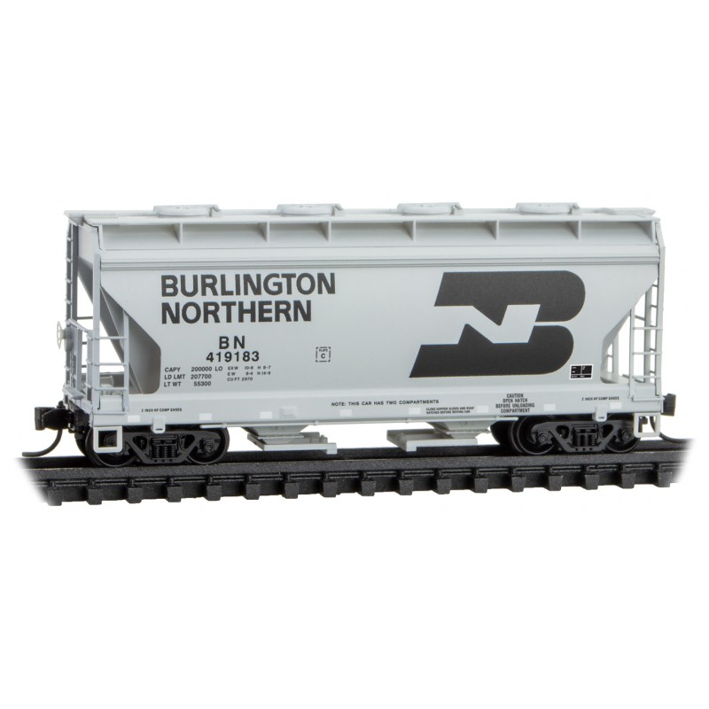 Burlington Northern 4-Car Runner Pack With Jewel Cases