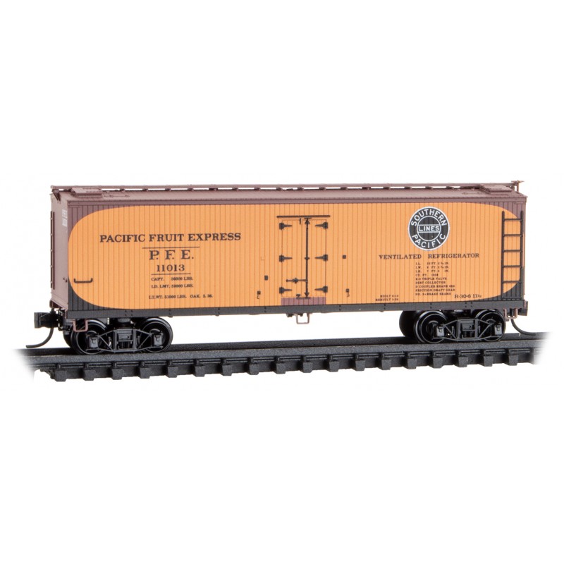Pacific Fruit Express 40' double sheathed wood reefer #11013
