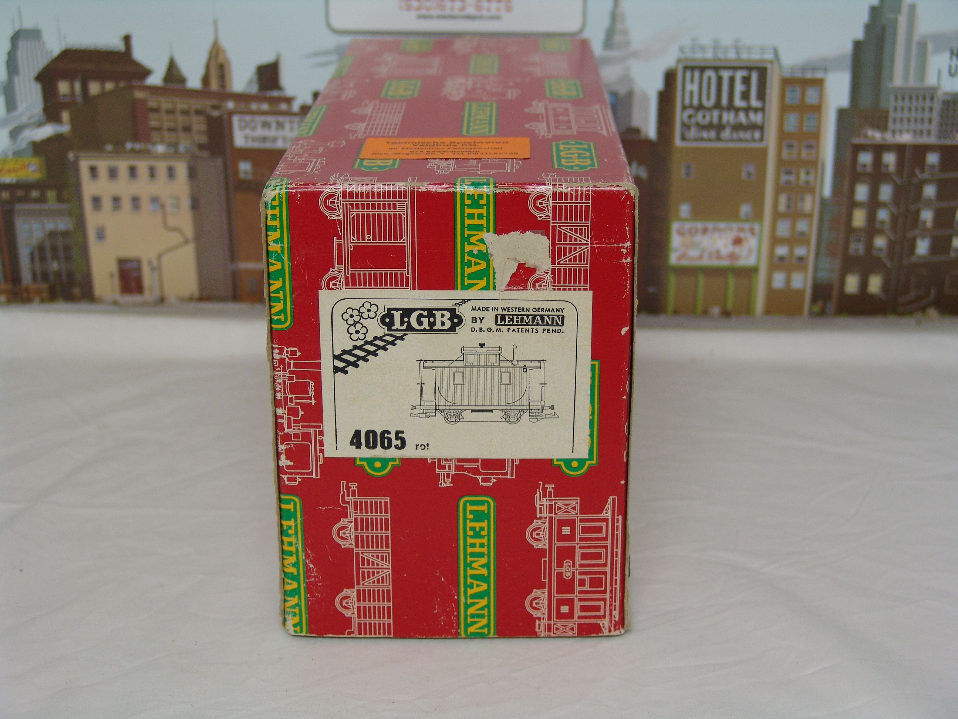 Rio Grande bobber caboose #4065 (used)