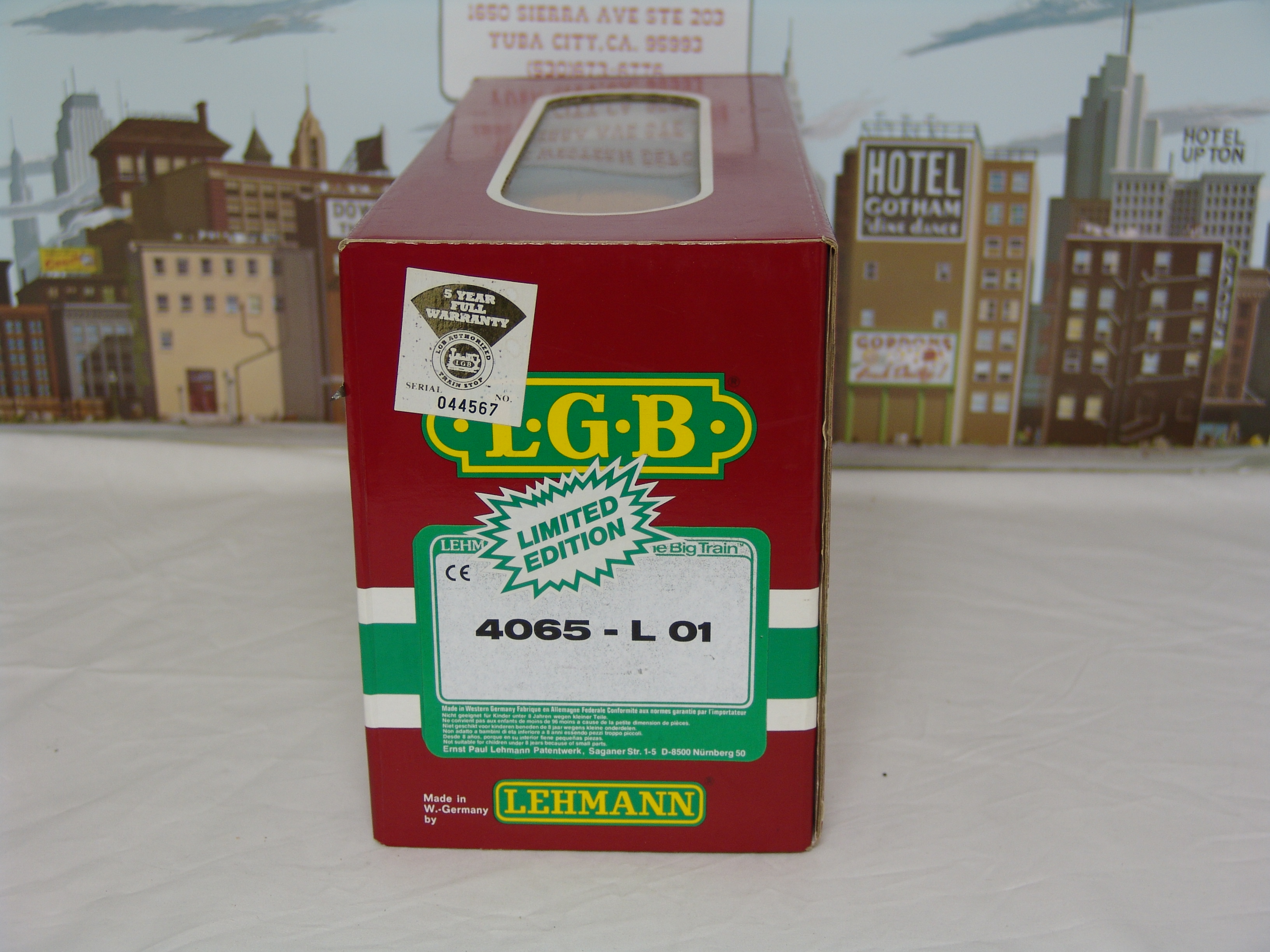 Lake George & Boulder bobber caboose #4065 (used)