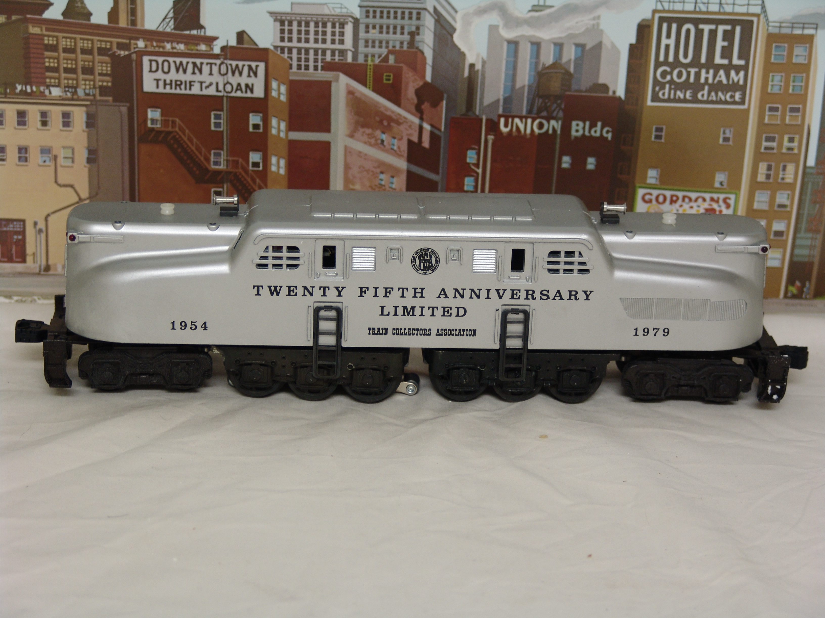 1979 TCA Twenty Fifith Anniversary Limited GG-1 passenger set (used)