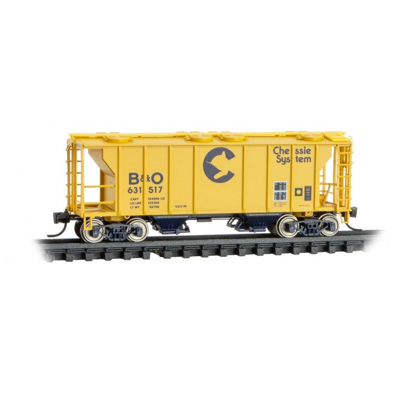 Chessie System PS-2 2-bay covered hopper #631517