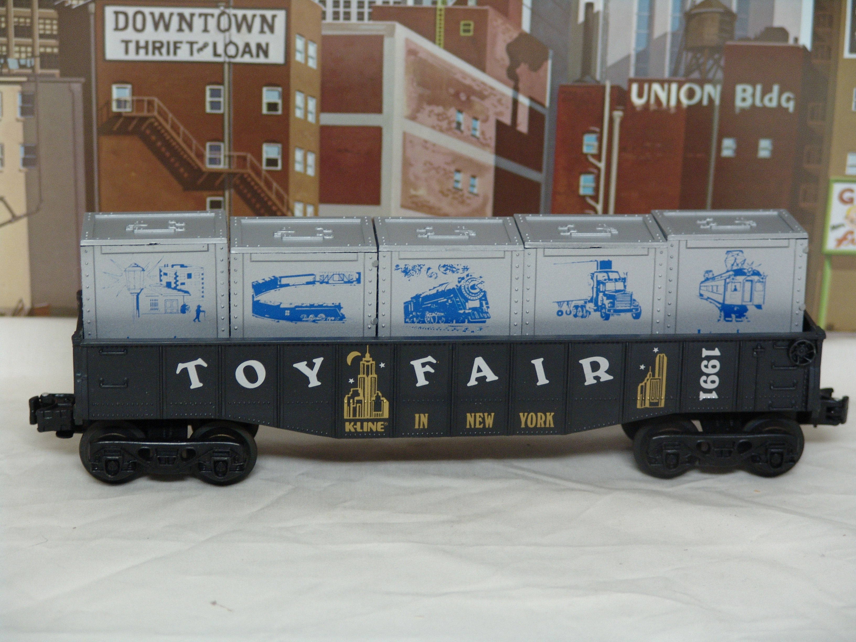 1991 Toy Fair gondola with crates